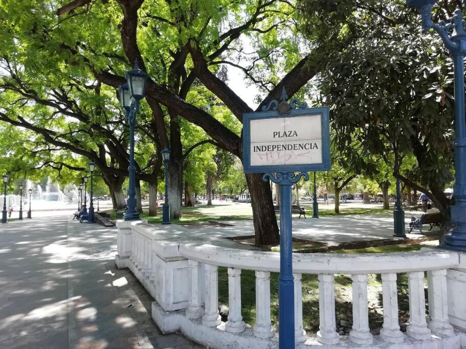 Petit Rivadavia En El Corazon De Mendoza Apartment Exterior photo